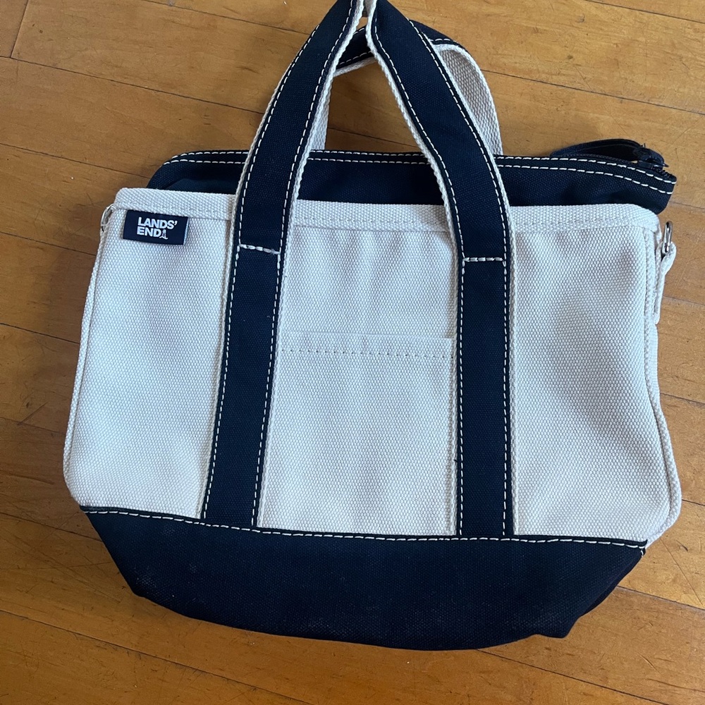 Lands' End NavyCream embroidered small canvas Tote Bag with rose bag charm BNWOT - Picture 2 of 3